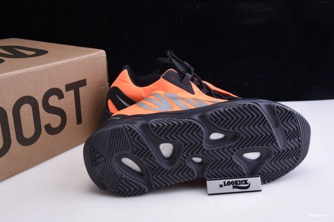MNVN Adidas FV3258 Yeezy 700 Orange Boost 0707